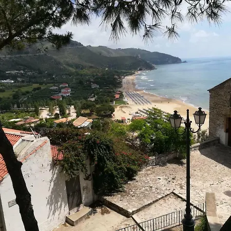 Gli Oleandri * Itri